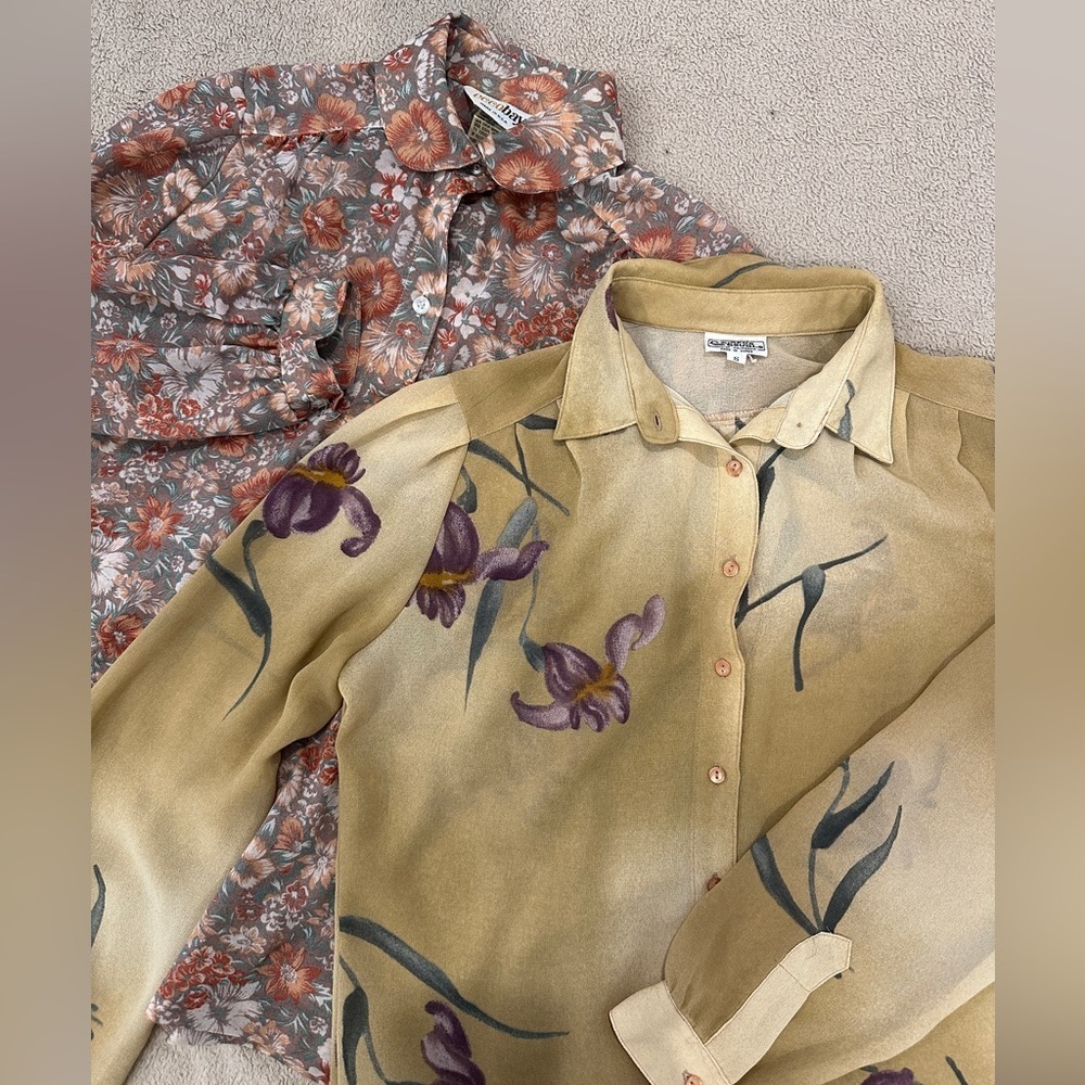 Vintage floral blouse bundle / size Small